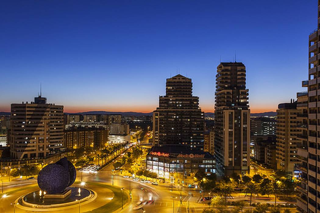 hotel ILUNION Valencia 3 apartahoteles valencia