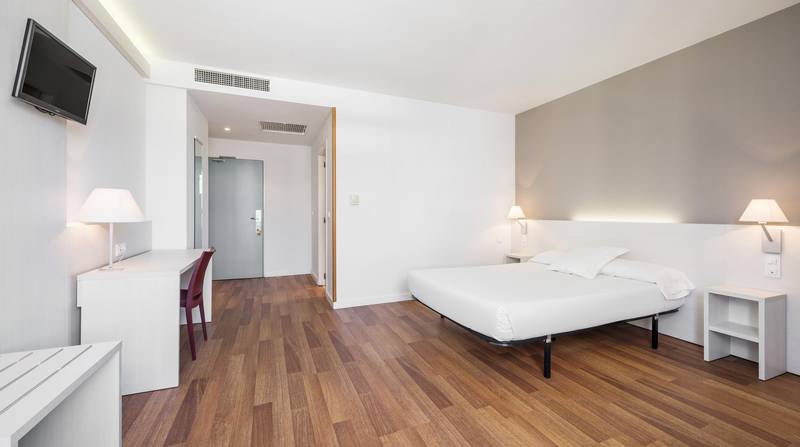  Hotel ILUNION Valencia 3